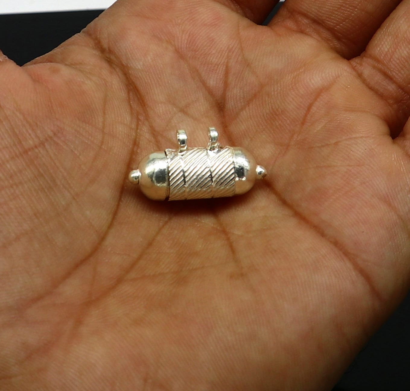 Solid sterling silver handmade gorgeous round shape vintage amulet box pendant, mantra box, silver tabiz , kavacham tribal jewelry ssp681 - TRIBAL ORNAMENTS