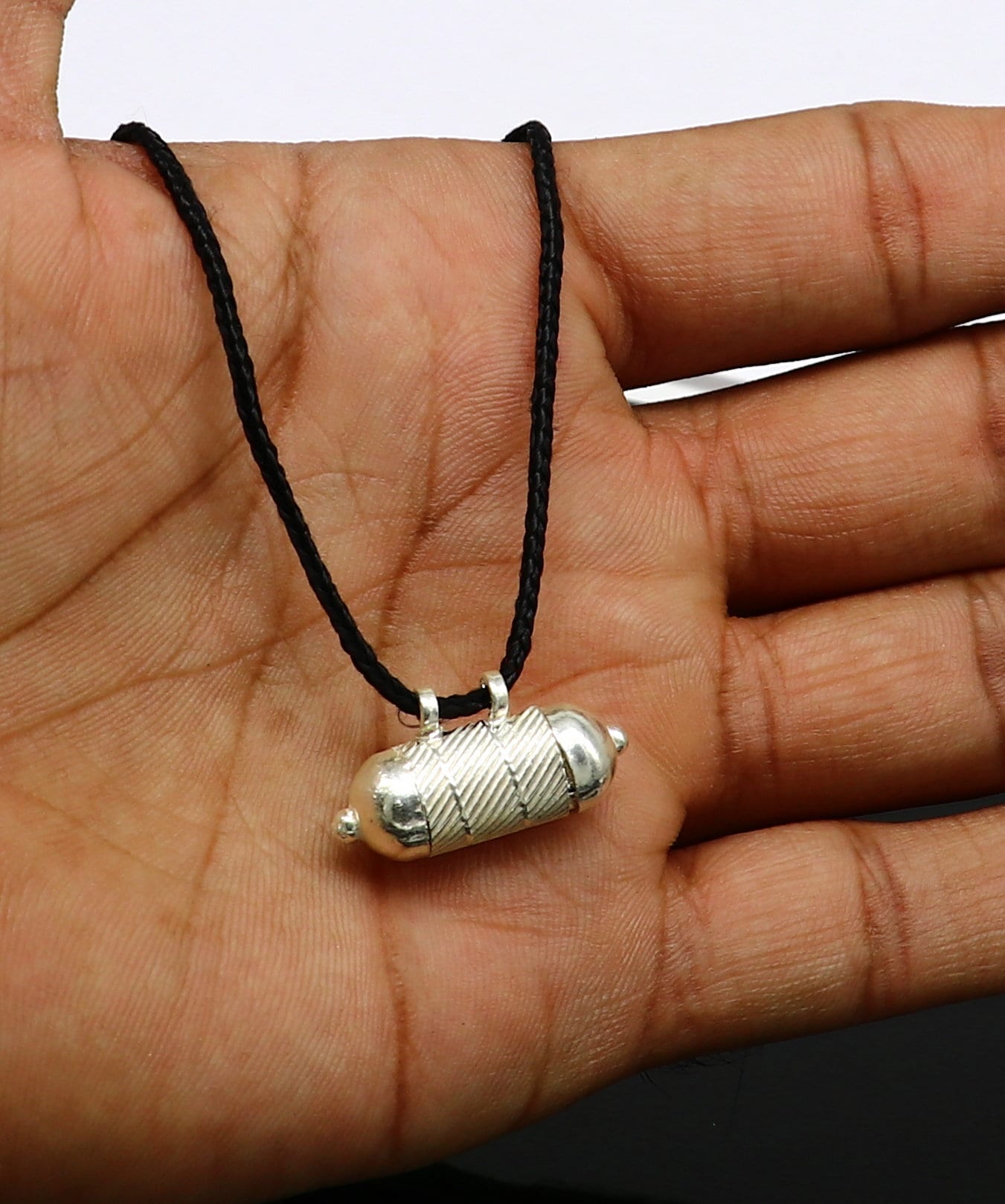 Solid sterling silver handmade gorgeous round shape vintage amulet box pendant, mantra box, silver tabiz , kavacham tribal jewelry ssp681 - TRIBAL ORNAMENTS