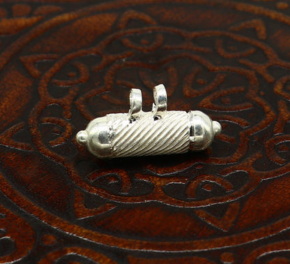 Solid sterling silver handmade gorgeous round shape vintage amulet box pendant, mantra box, silver tabiz , kavacham tribal jewelry ssp684 - TRIBAL ORNAMENTS