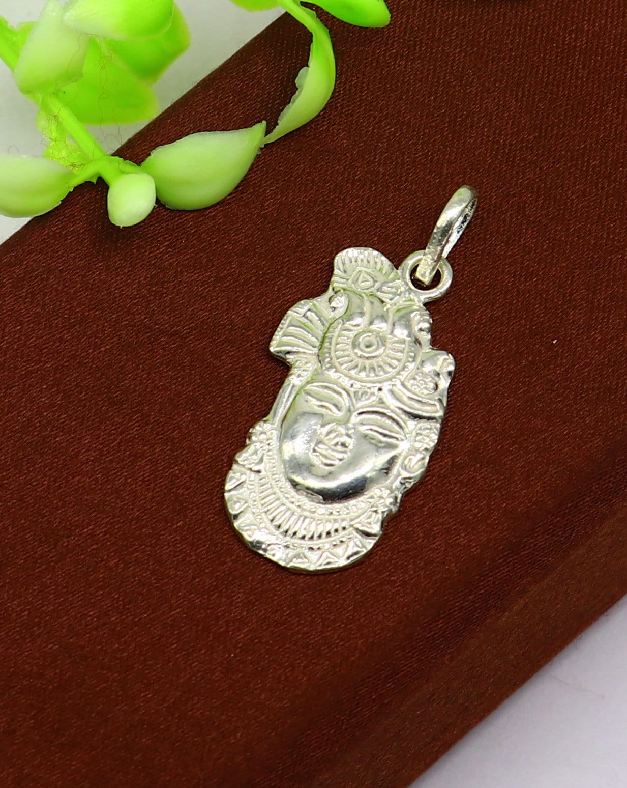 Solid sterling silver handmade Hindu Lord krishna shrinathji tiny pendant, amazing designer fabulous pendant unisex gifting jewelry ssp623 - TRIBAL ORNAMENTS