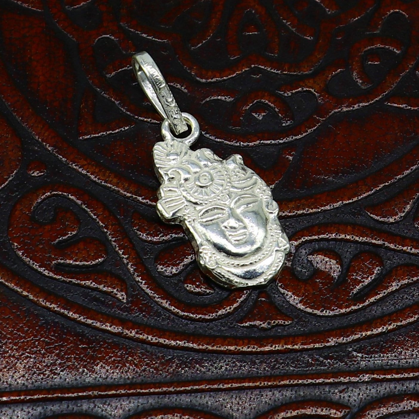 Solid sterling silver handmade Hindu Lord krishna shrinathji tiny pendant, amazing designer fabulous pendant unisex gifting jewelry ssp630 - TRIBAL ORNAMENTS