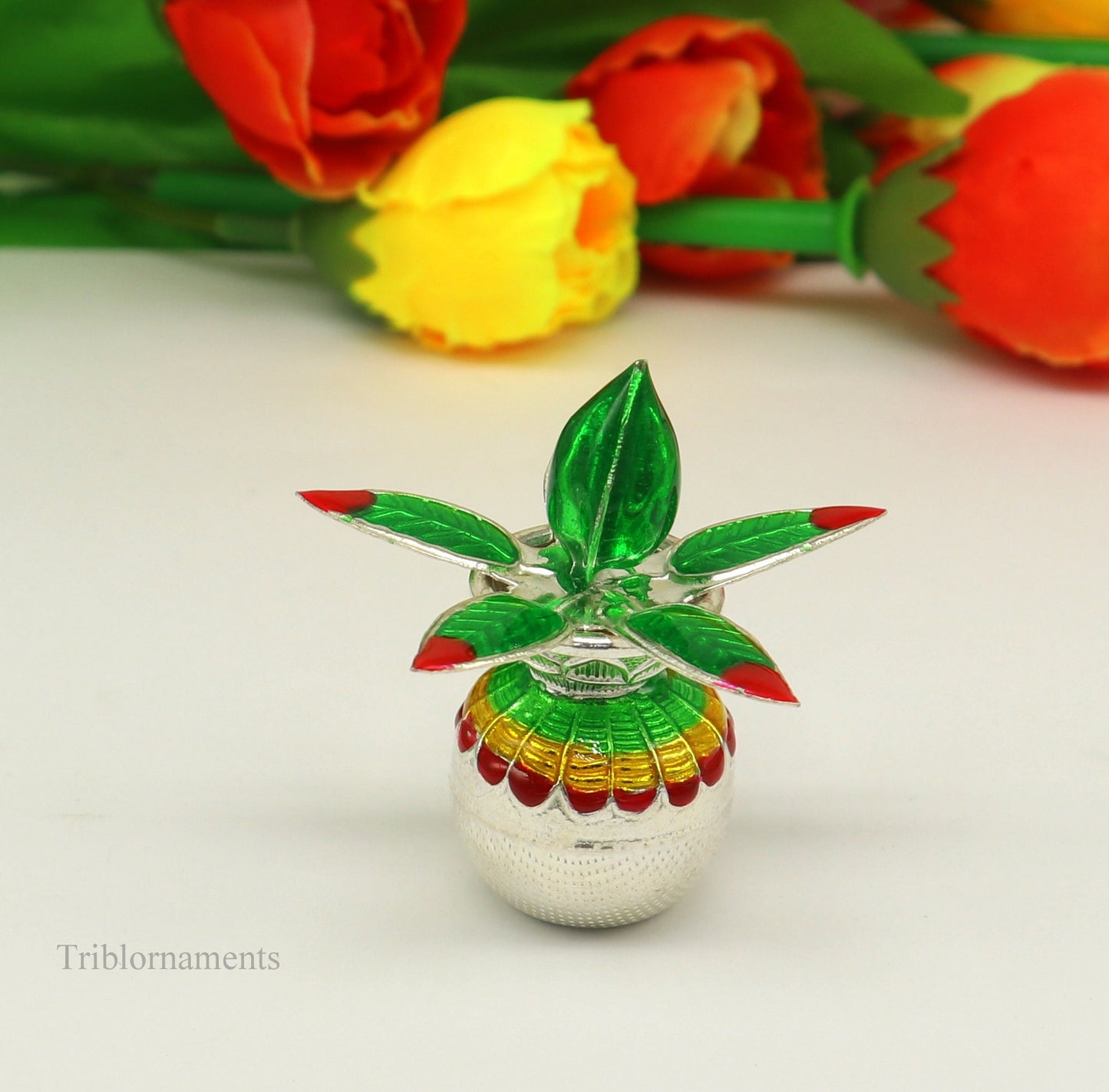 Solid sterling silver handmade vintage puja kalash with silver coconuts and leaf, ideal for home temple worship.
