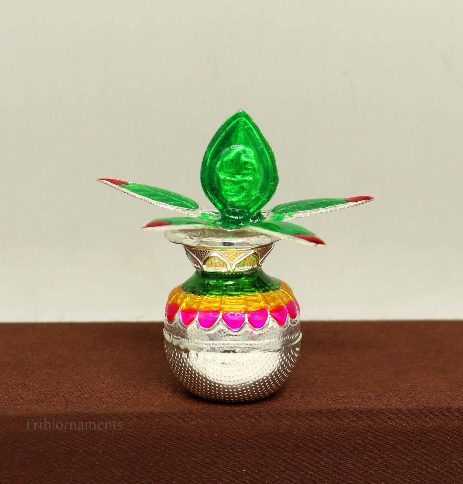 Solid sterling silver handmade vintage puja kalash with silver coconuts and leaf, ideal for home temple worship.