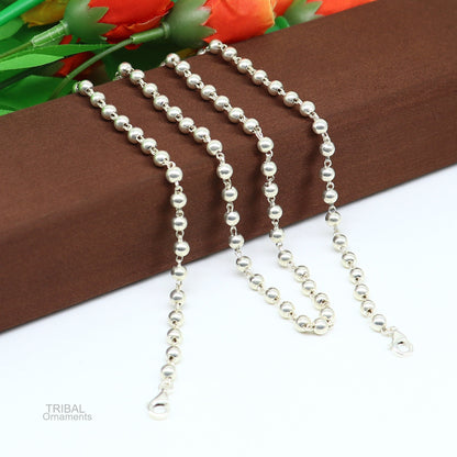 Sterling silver face mask chain and eyeglass cord by Tribal Ornaments, stylish women’s mask chain and sunglasses necklace.