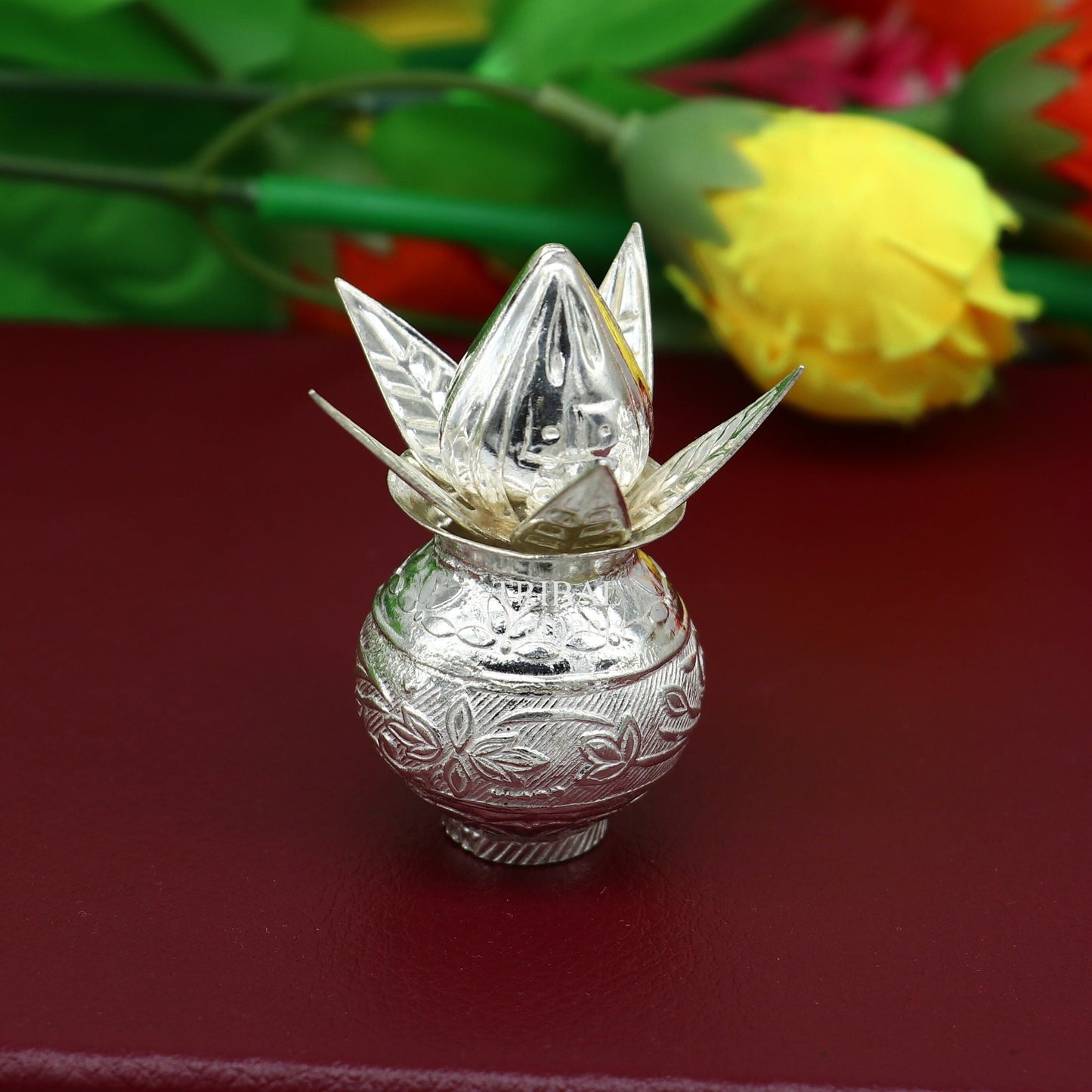 Sterling silver handmade gorgeous coconut with betel leaf puja kalash, best worshipping utensils, silver article puja art temple su710 - TRIBAL ORNAMENTS