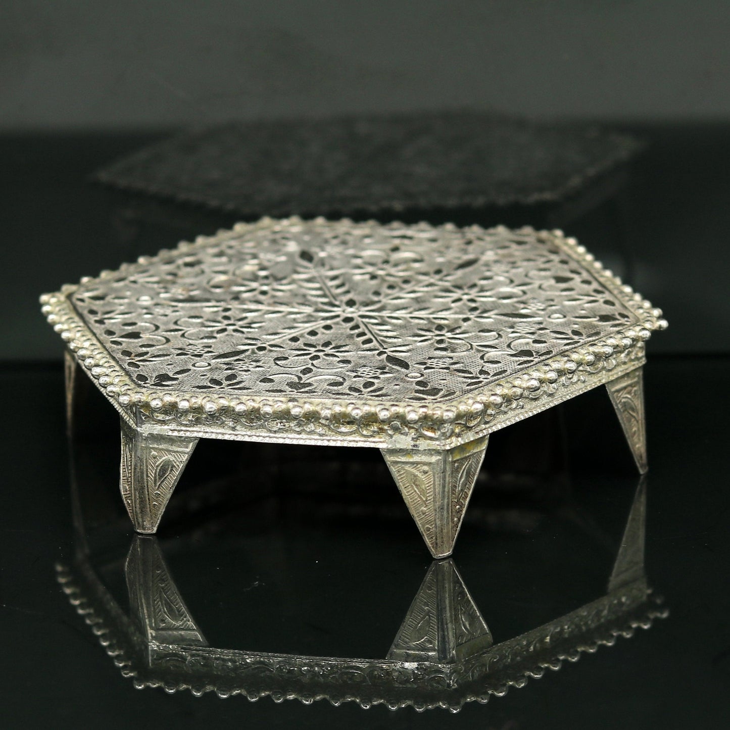 Sterling silver handmade solid silver gorgeous silver handcrafted customize mini table/bazot, excellent home puja utensils temple art nsv83 - TRIBAL ORNAMENTS