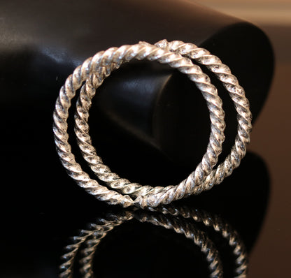 Sterling silver adjustable baby bangle bracelet by Tribal Ornaments, unisex handmade silver jewelry for babies and kids.