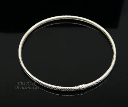 Sterling silver handmade vintage Indian foot kada bracelet with tribal design, customized ankle jewelry for women.