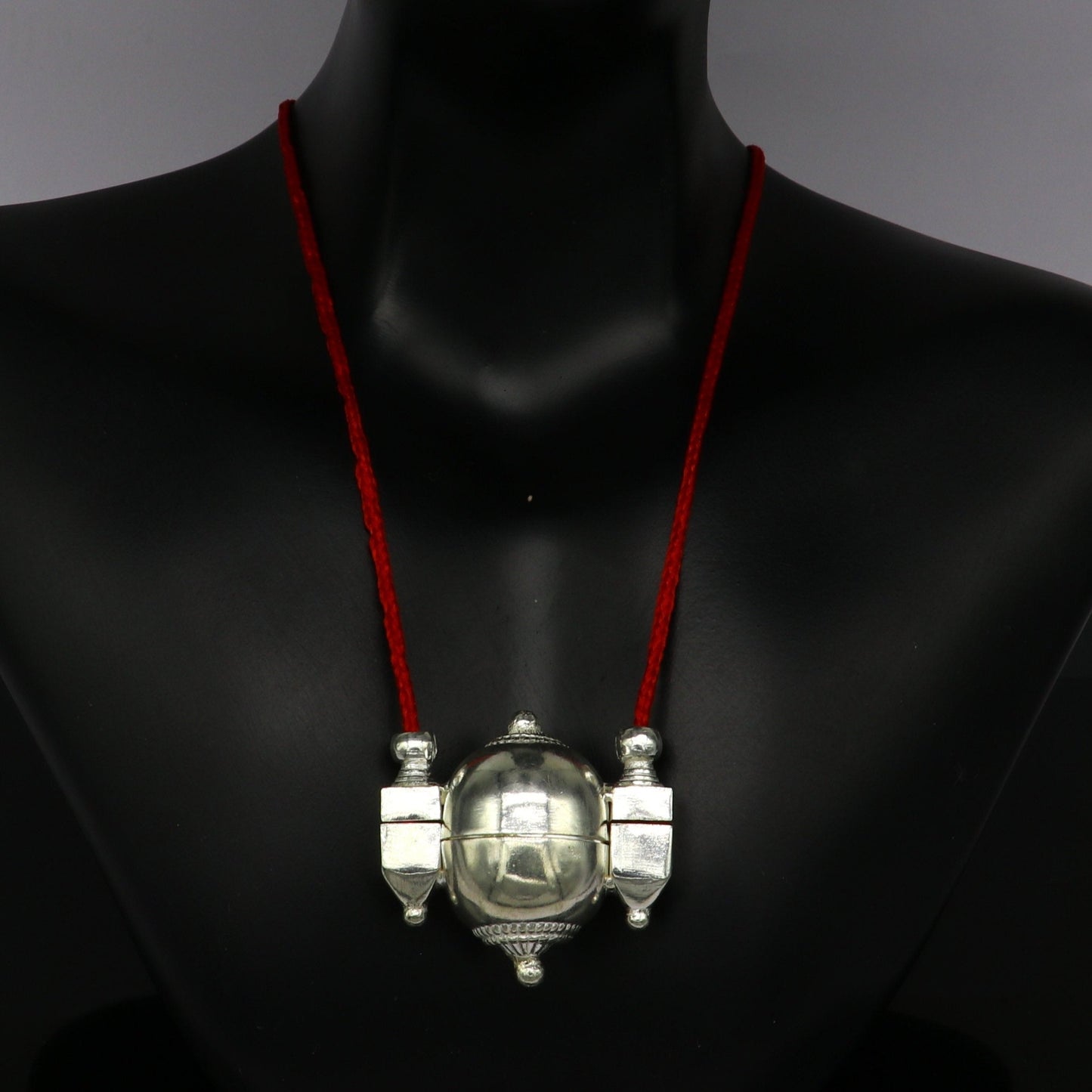 Sterling silver stylish vintage antique designer Idol shiva lingam box pendant, casket box pendant for shiva lingam, ethnic inidia sa12 - TRIBAL ORNAMENTS