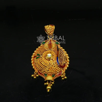 Handmade 22KT yellow gold traditional filigree pendant with intricate ethnic design, perfect for bridal jewelry.