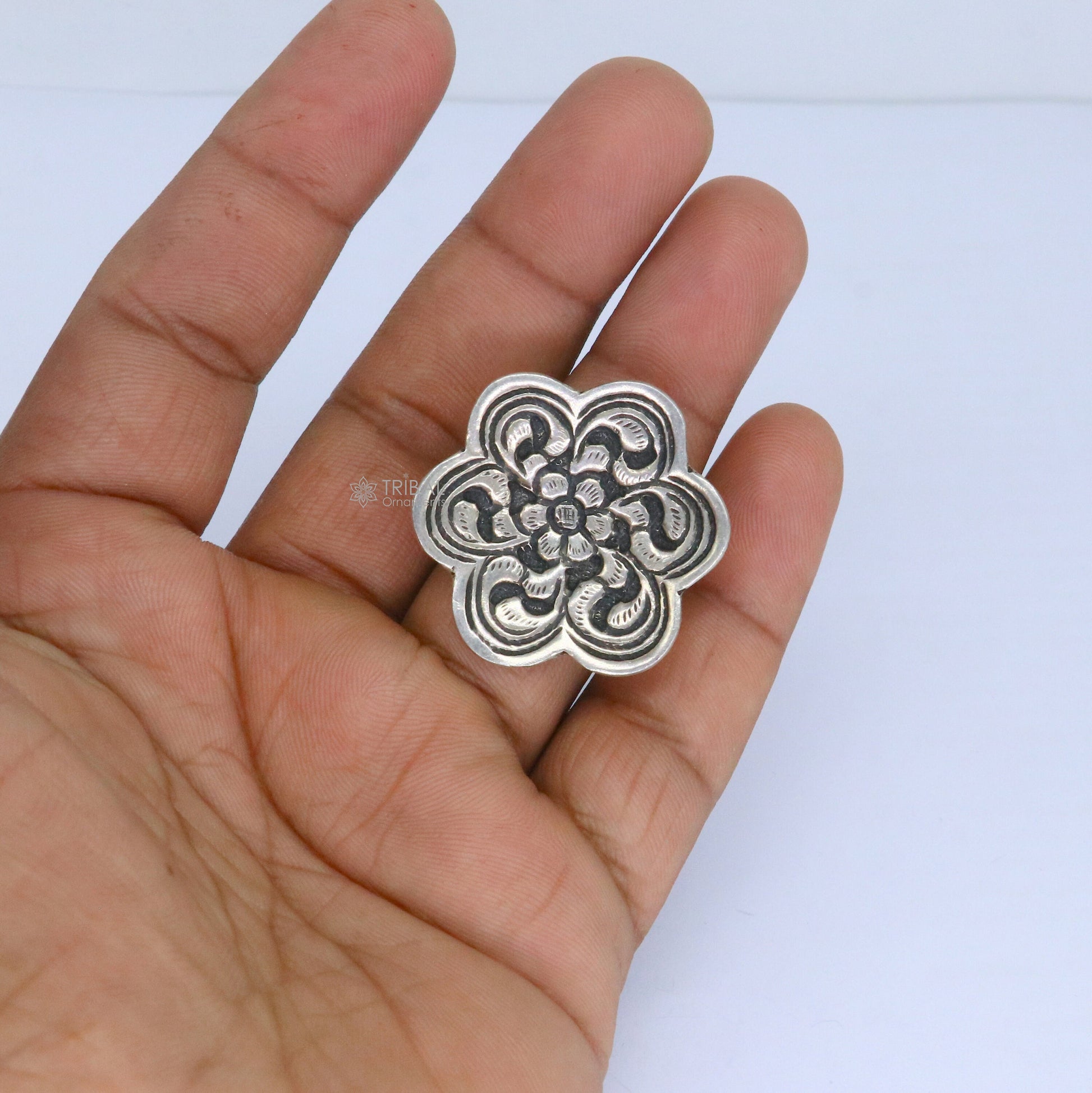 Traditional cultural flower design 925 sterling silver adjustable ring, best tribal ethnic jewelry for belly dance Navratri jewelry sr385 - TRIBAL ORNAMENTS