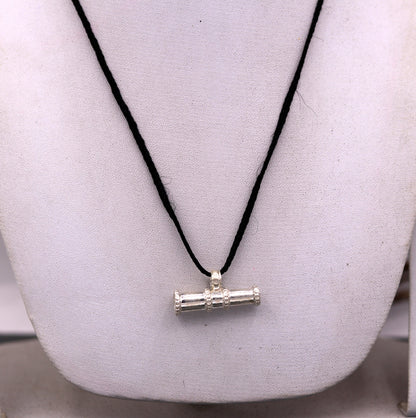 Traditional tribal-style sterling silver pendant from Rajasthan, unisex jewelry with antique design by TRIBAL ORNAMENTS.