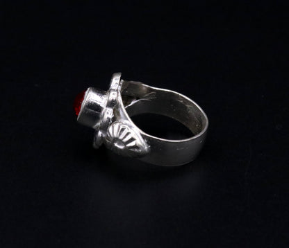 Traditional handmade red stone jadau ring band for women, showcasing intricate tribal jewelry from Rajasthan, India.