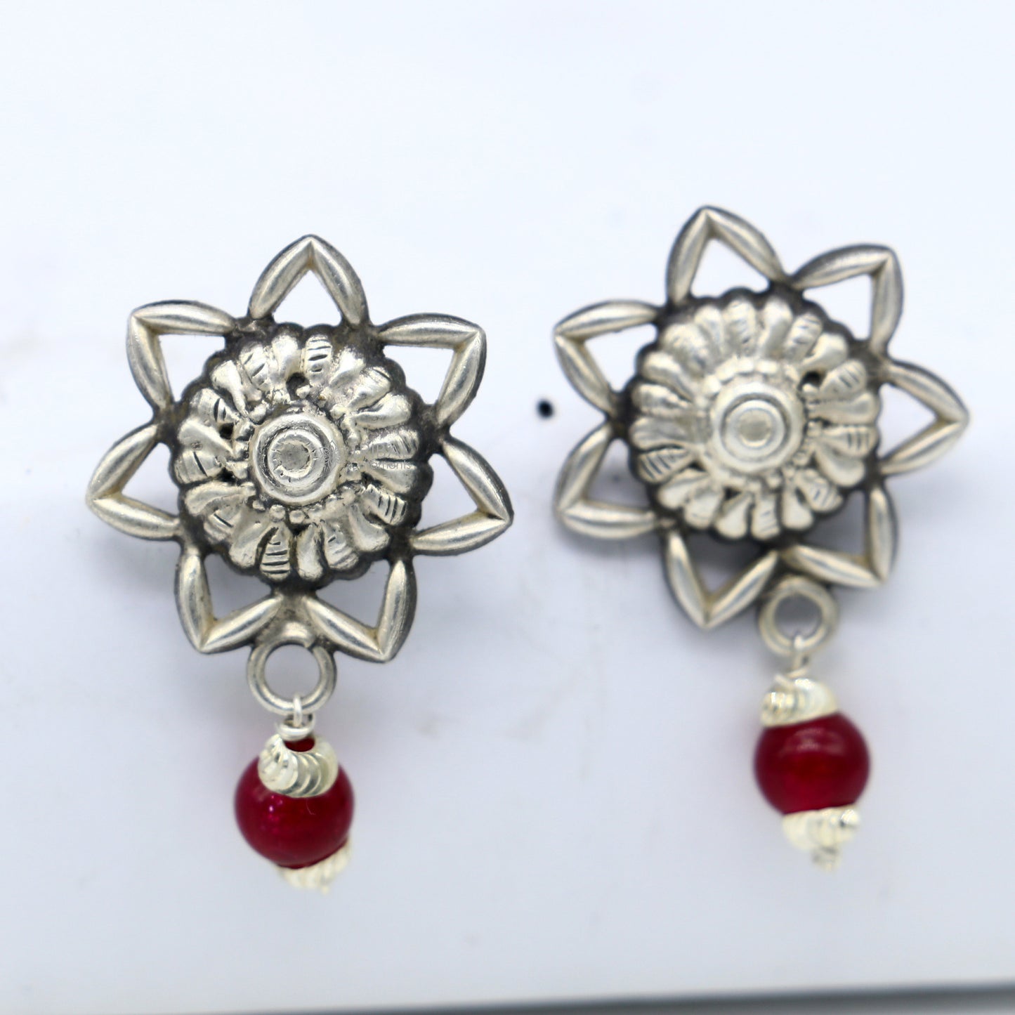 Trendy stylish Round flower design Pearl earing handmade 92.5 sterling silver stud earrings tribal ethnic jewelry s1293 - TRIBAL ORNAMENTS