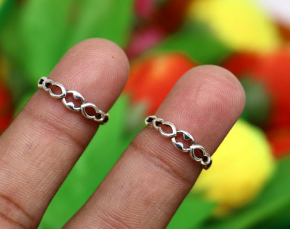 Handcrafted 925 sterling silver toe ring with unique tribal design, perfect for brides and wedding ethnic jewelry.