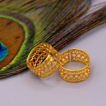 Vintage antique 22KT yellow gold handmade toe ring pair from TRIBAL ORNAMENTS, traditional Indian wedding jewelry.