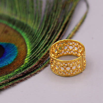 Vintage antique 22KT yellow gold handmade toe ring pair from Tribal Ornaments, traditional Indian wedding jewelry design.