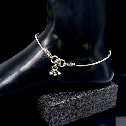 Vintage antique-style handmade 925 sterling silver snake chain ankle bracelet with customized trendy design.