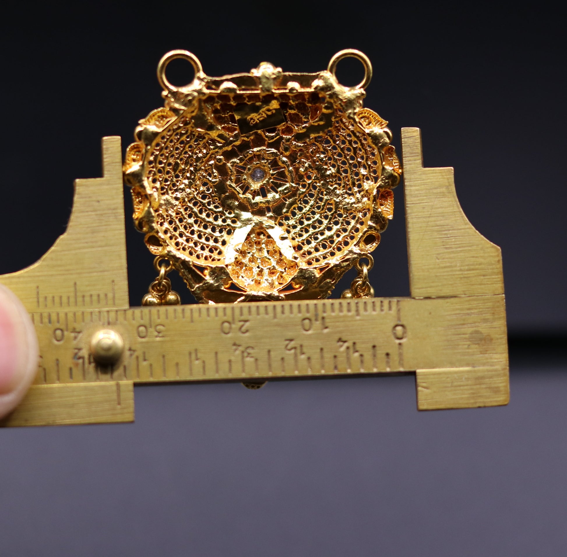 Vintage antique design handmade gorgeous 22kt yellow gold pendant excellent wedding bridal jewelry from Rajasthan India - TRIBAL ORNAMENTS