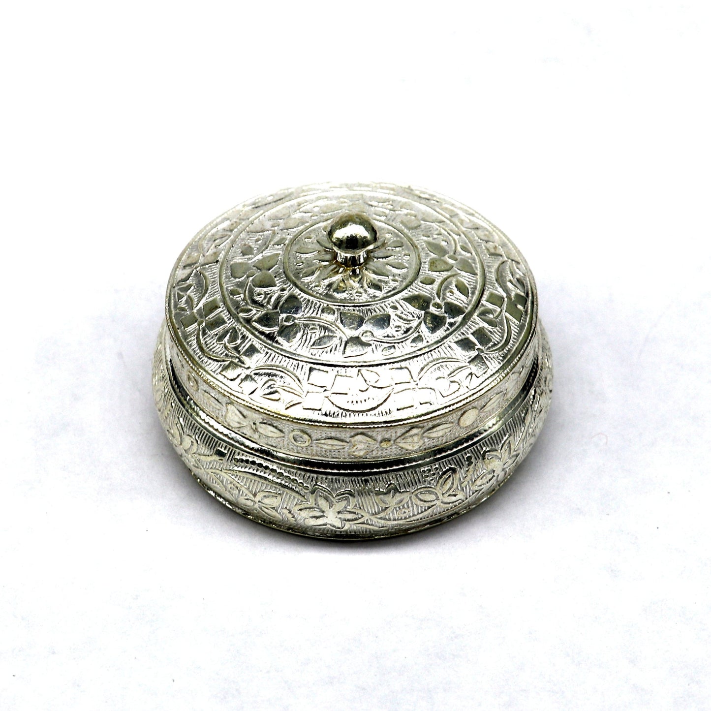 Vintage antique design Solid silver handmade trinket box, God serving Prasad container box, Kumkum box, Sindur box, best brides gift stb106 - TRIBAL ORNAMENTS