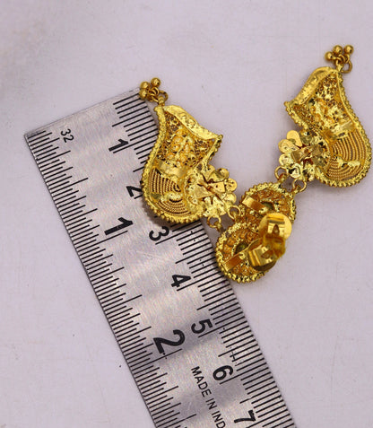 Vintage handmade 22K yellow gold filigree earrings with traditional design, perfect for wedding or daily wear jewelry.