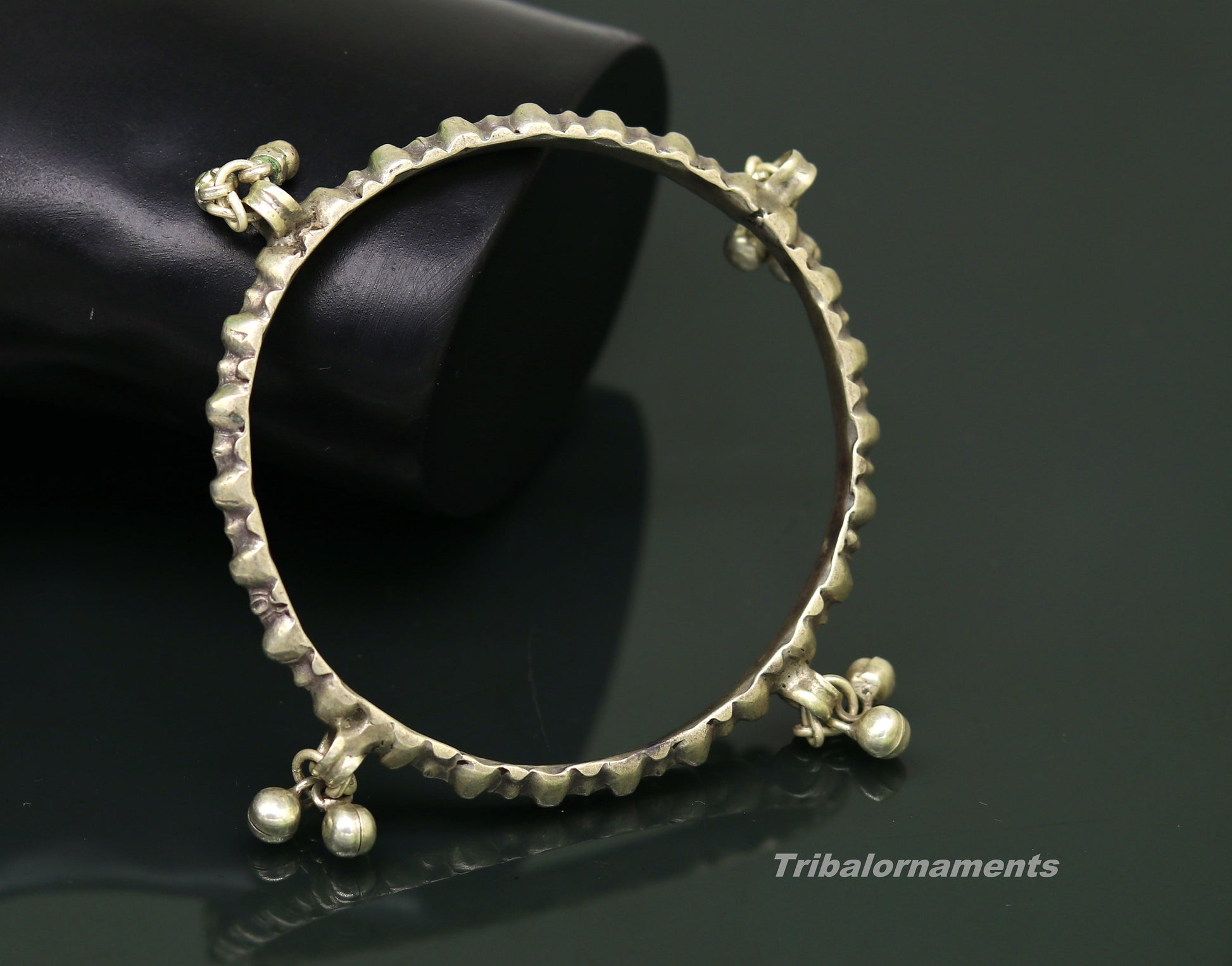 Vintage antique handmade solid silver old used charm bangle bracelet with gorgeous jingle bells tribal customized belly dance jewelry sba19 - TRIBAL ORNAMENTS