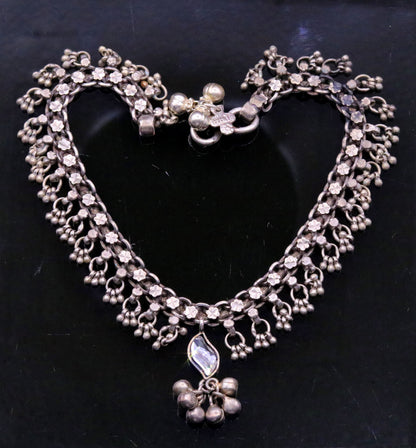 Vintage silver anklet from TRIBAL ORNAMENTS featuring tribal design, charm accents, used Rajasthan ankle jewelry for belly dance accessories.