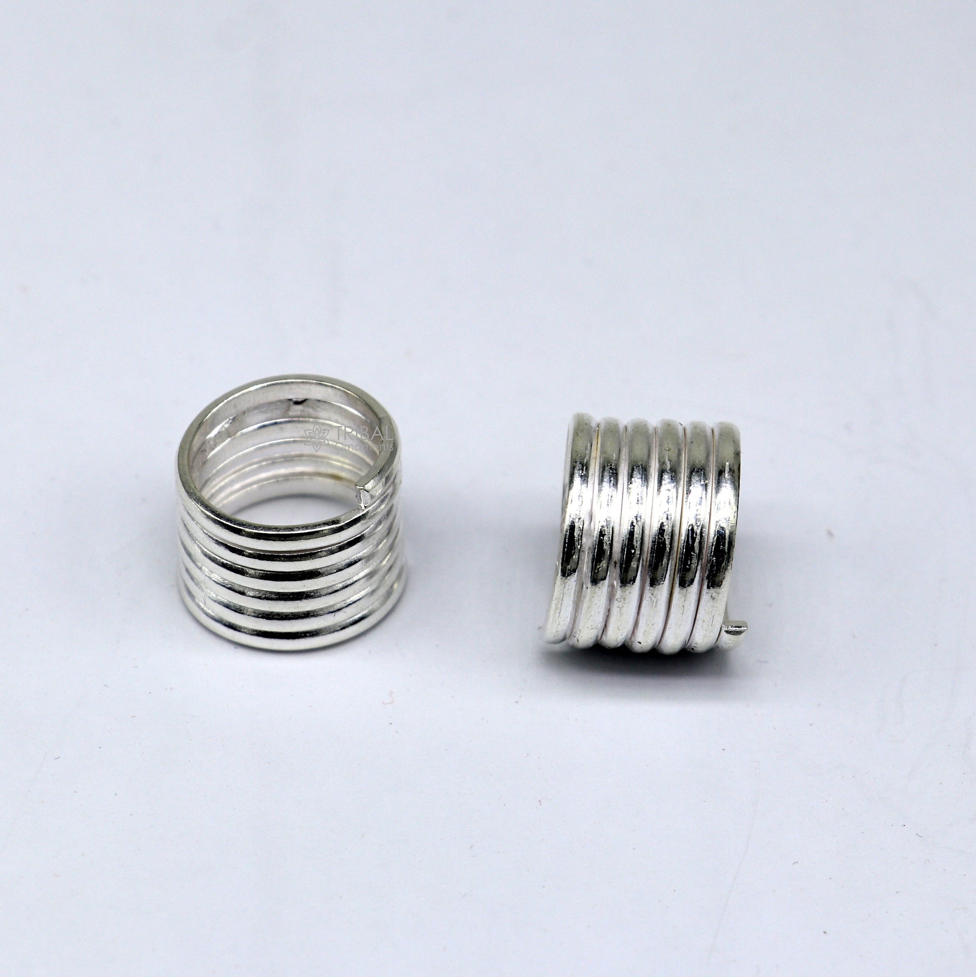 Vintage silver toe ring with spiral design, traditional Rajasthan style, solid silver band for women from Tribal Ornaments.