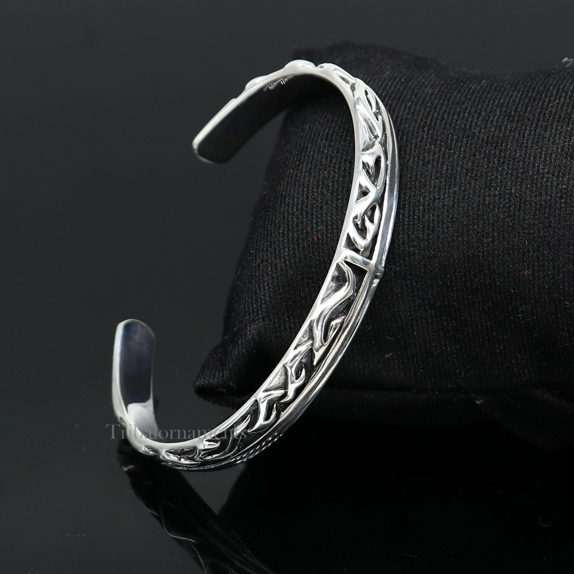 Vintage style 925 sterling silver adjustable cuff bracelet by Tribal Ornaments, unisex handmade jewelry with intricate design.