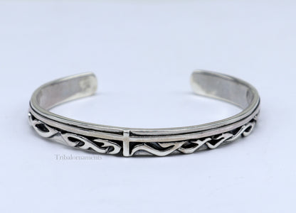 Vintage-style 925 sterling silver adjustable cuff bangle bracelet by Tribal Ornaments, unisex jewelry with intricate patterns.