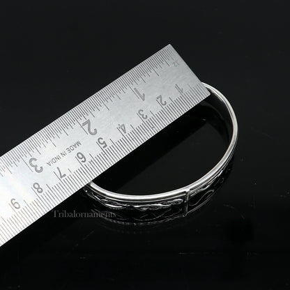 Vintage style 925 sterling silver adjustable cuff bangle bracelet by Tribal Ornaments, unisex handmade jewelry, solid and stylish.