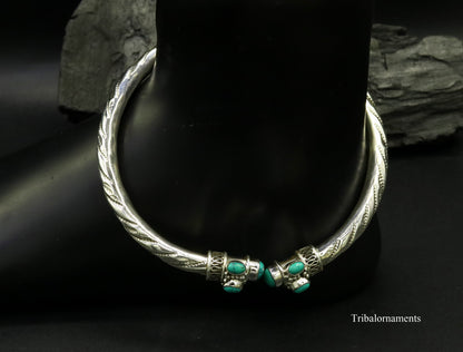 Vintage sterling silver foot kada anklet with blue turquoise stone, handmade tribal jewelry for belly dance and tribal fashion.