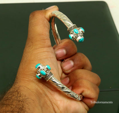 Vintage sterling silver foot anklet with blue turquoise stone by Tribal Ornaments, handmade tribal jewelry for belly dance and tribal styles.