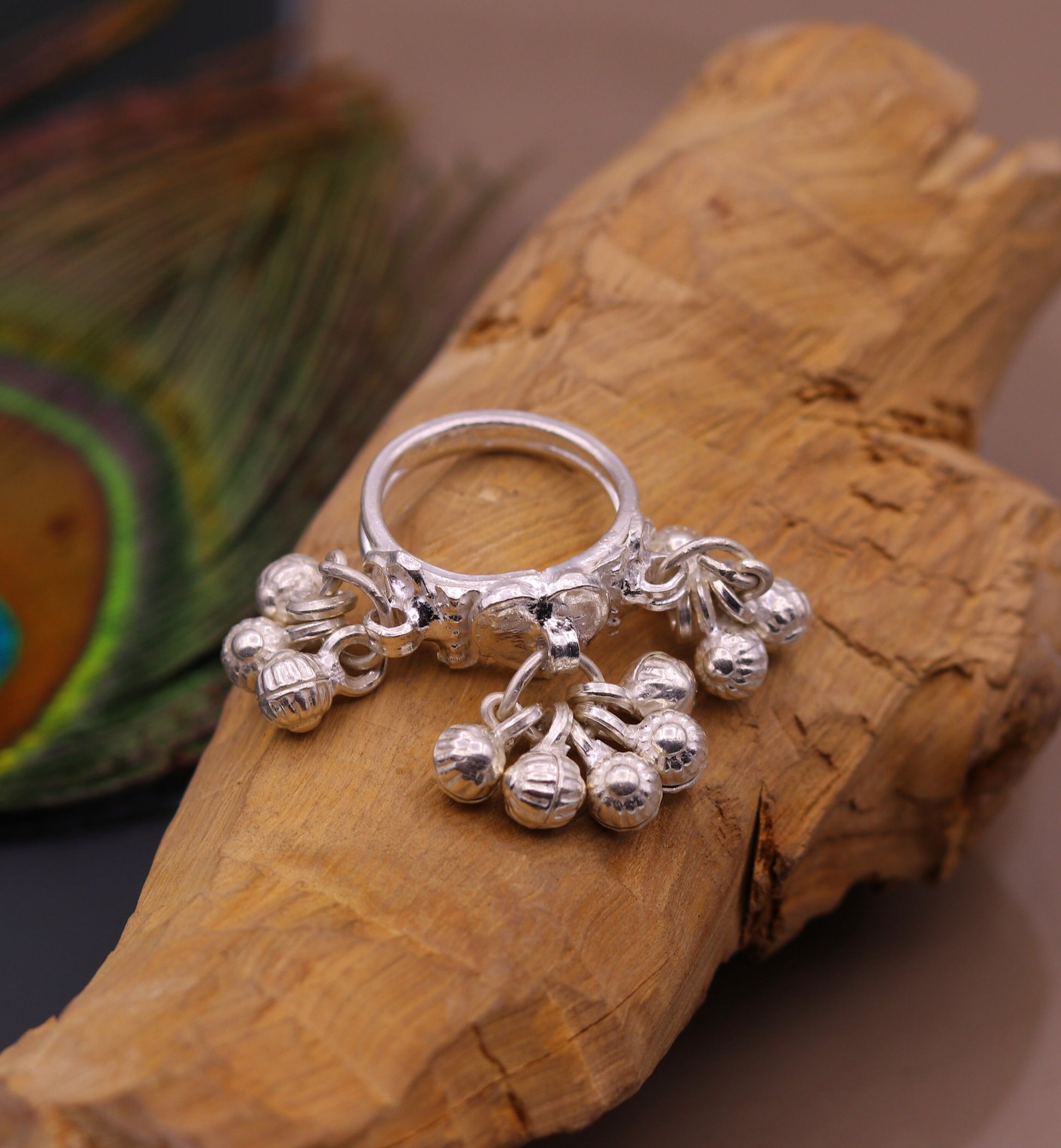 Vintage antique style 925 sterling silver handmade gorgeous charm ring with fabulous noisy bells, excellent belly dance jewelry india sr204 - TRIBAL ORNAMENTS