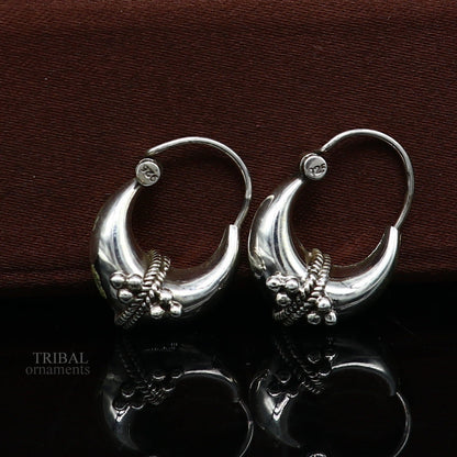 Vintage tribal design 925 sterling silver hoops earrings from Rajasthan India, featuring intricate patterns and unisex style.