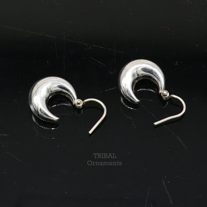 Vintage design 925 sterling silver tribal hoops earring from Rajasthan India, featuring intricate craftsmanship and unisex style.