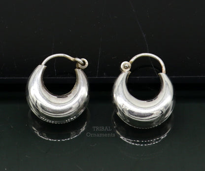 Sterling silver tribal hoops earring from Rajasthan with vintage design, featuring intricate patterns, unisex jewelry by Tribal Ornaments.
