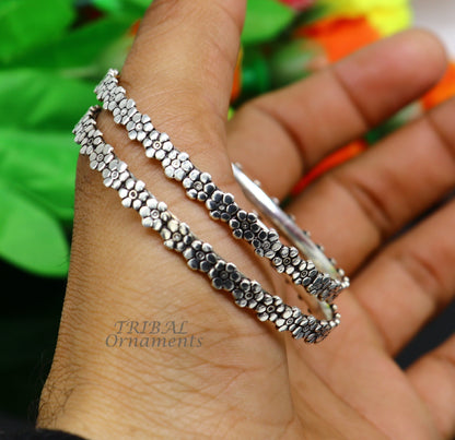 Vintage floral 925 sterling silver bangles bracelet by Tribal Ornaments, stylish tribal belly dance jewelry with intricate floral design.