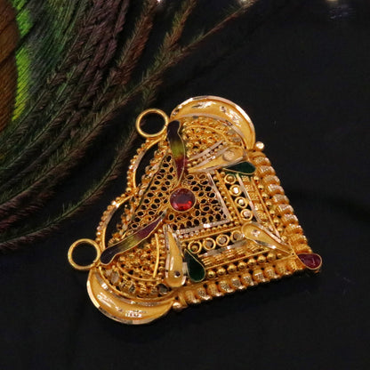 Vintage 22KT yellow gold filigree Meenakari pendant showcasing traditional Indian tribal jewelry craftsmanship.