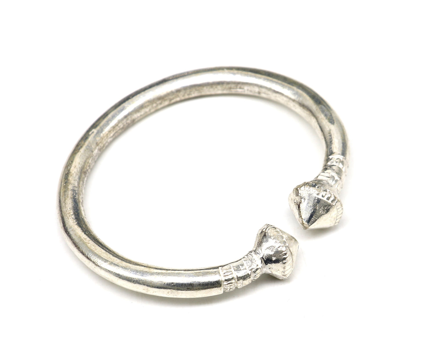 Vintage design handmade Solid silver men's plain bangle bracelet adjustable kada solid tribal design bangle gifting kada nssk439 - TRIBAL ORNAMENTS