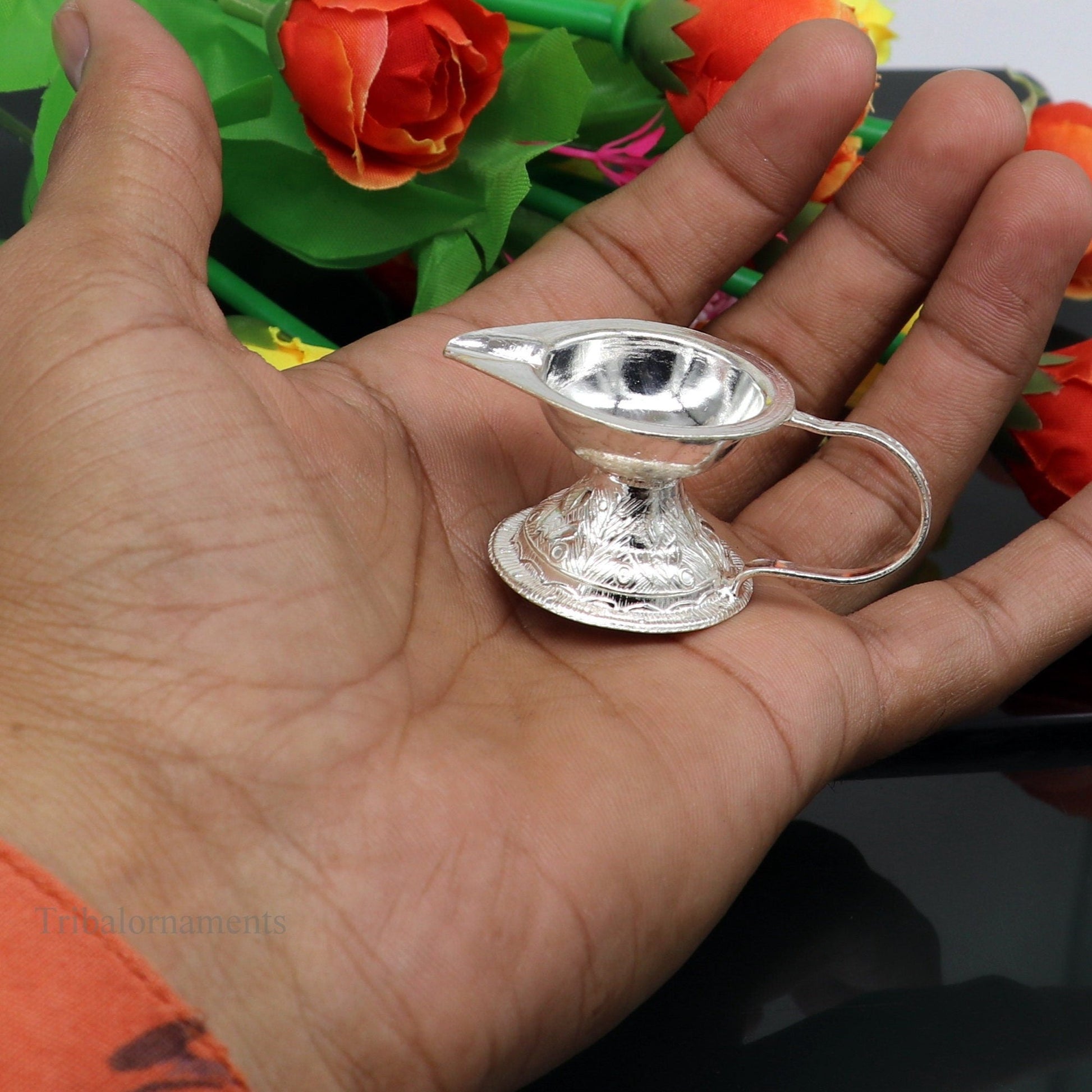 Vintage design Solid silver handmade kappor dani , silver temple utensils, silver diya, deepak, silver single joth kapoor Aarti art su412 - TRIBAL ORNAMENTS