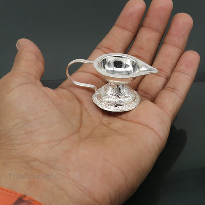 Vintage design Solid silver handmade kappor dani , silver temple utensils, silver diya, deepak, silver single joth kapoor Aarti art su412 - TRIBAL ORNAMENTS