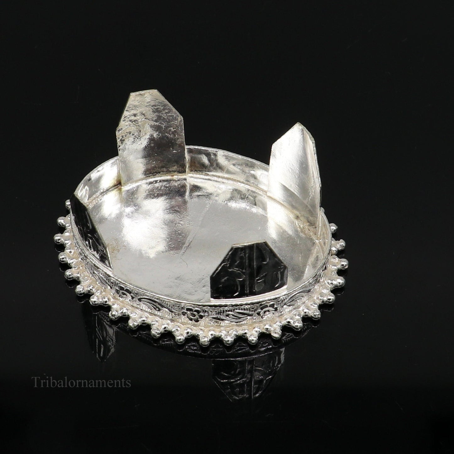 Vintage sterling silver handmade small oval table bazot or chouki, traditional home puja utensil with tribal design.