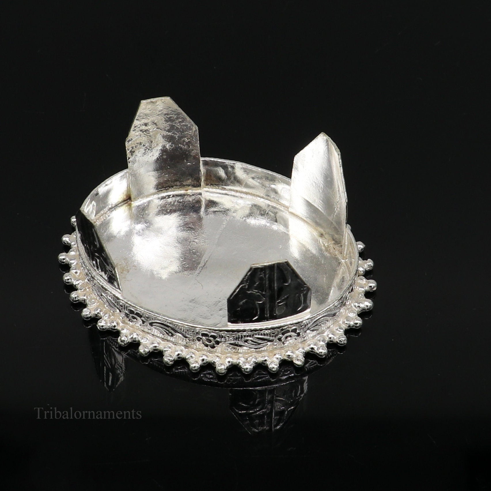 Vintage sterling silver handmade small oval table bazot or chouki, traditional home puja utensil with tribal design.