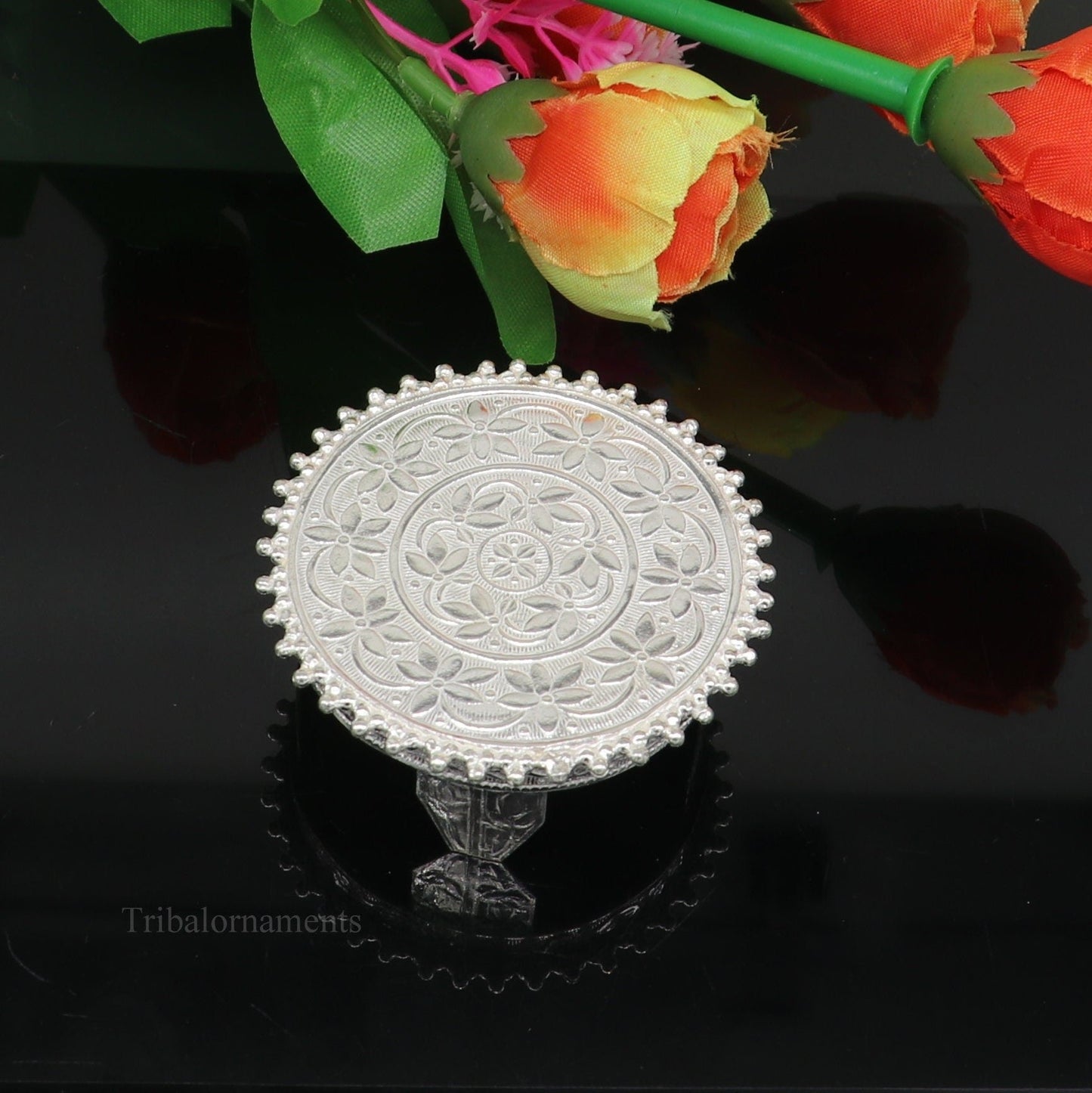 Vintage design Sterling silver handmade customize small round shape table/bazot/chouki, excellent home puja utensils temple art su429 - TRIBAL ORNAMENTS