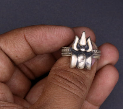 Vintage handmade 925 silver tribal jewelry featuring Lord Shiva trishul and damaru shape, adjustable and custom-designed by Tribal Ornaments.
