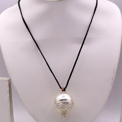 vintage handmade fabulous silver tribal amulet pendant gorgeous Rajasthan tribal ethnic belly dance jewelry - TRIBAL ORNAMENTS
