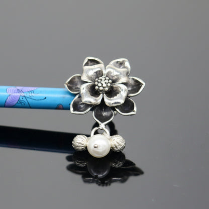 Vintage-style 925 sterling silver handmade rose flower hair jewelry with wooden stick and pearl, perfect for brides.