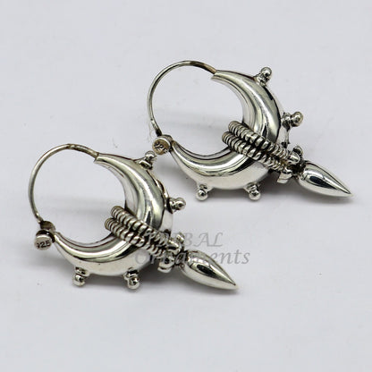 Vintage-style 925 sterling silver handmade ethnic hoop earrings by TRIBAL ORNAMENTS, featuring traditional Bali-inspired design for men and women.