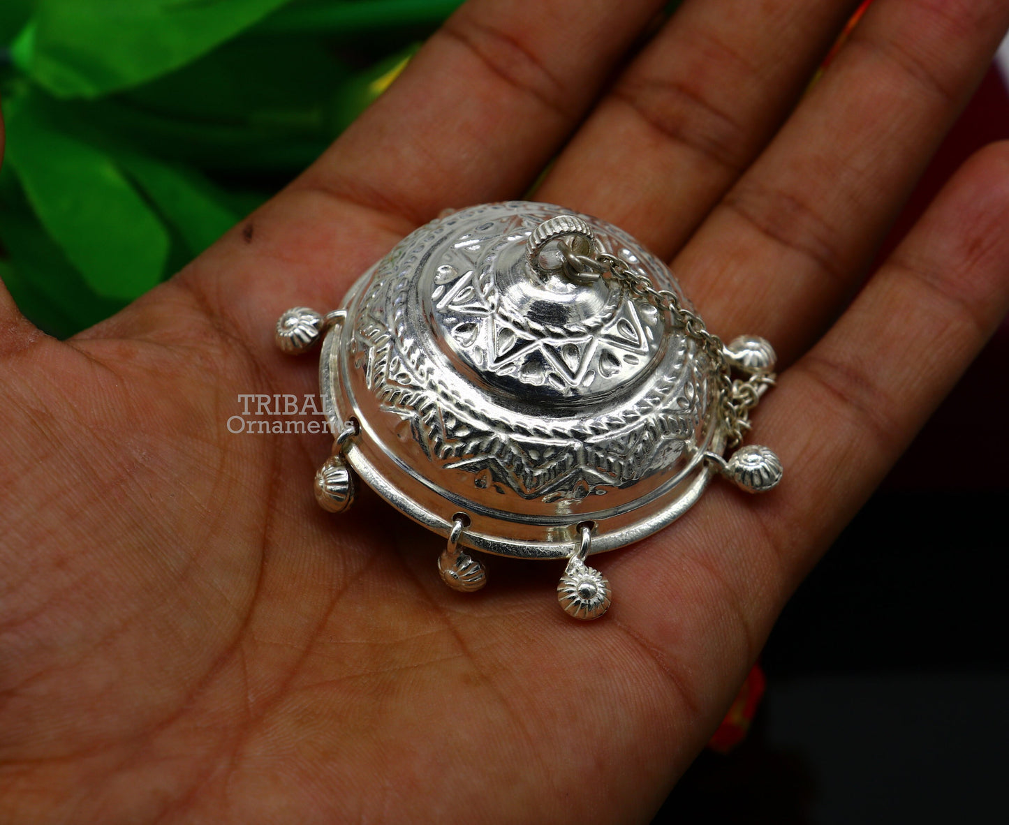 Vintage style handmade sterling silver hindu lord umbrella chhatar chattra with amazing hanging jingle bells. best temple article su753 - TRIBAL ORNAMENTS